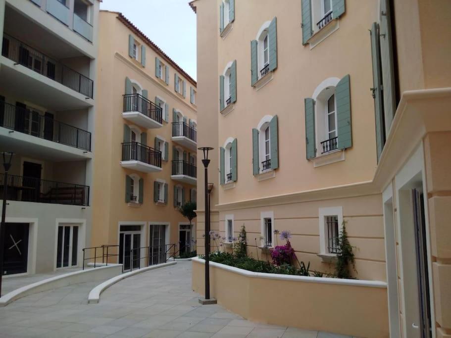 New development Place des Lices - 4