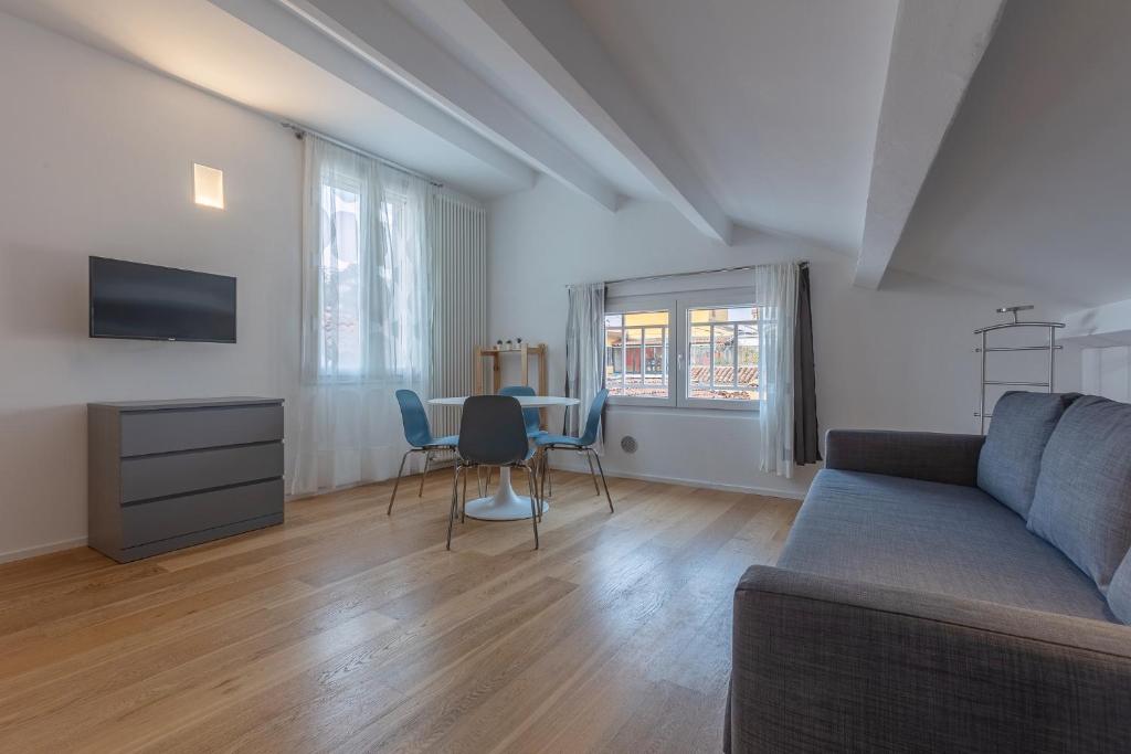 GuestHost - Heart of Bologna - City Center Living - 5