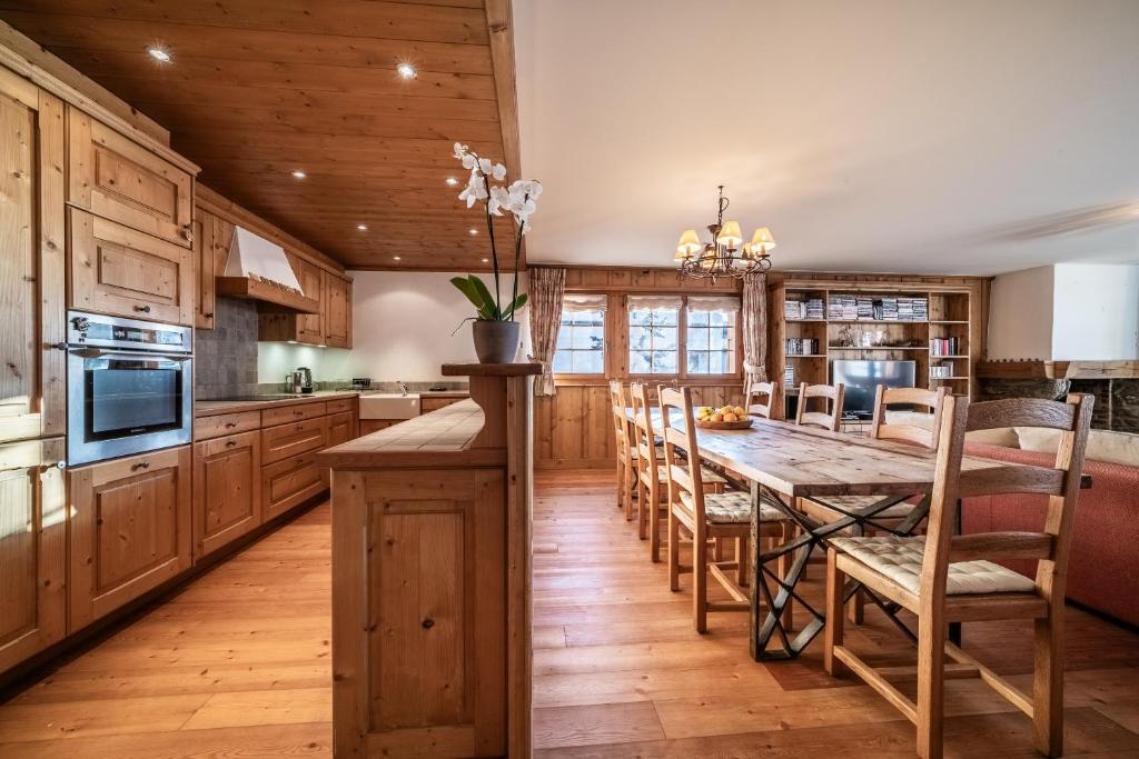 Ayous Verbier - BY EMERALD STAY - 5