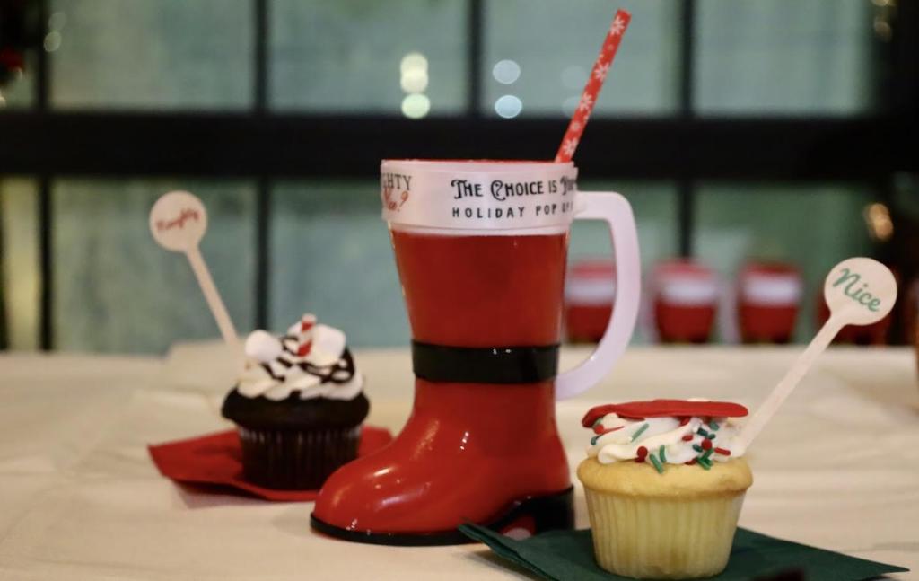 อาหารและเครื่องดื่ม