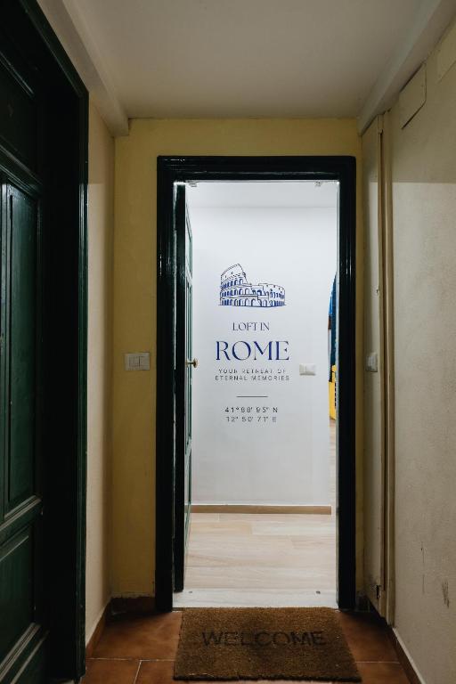 Modern loft in central Rome - 2