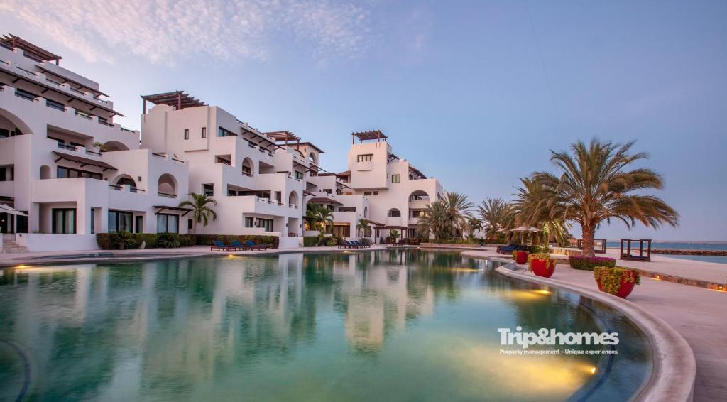 Casa Marvela at Playa de La Paz - 4br Beach front Villa, Access to Beach Club - 1