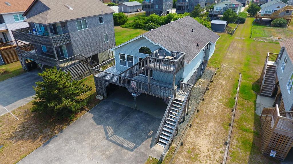 Semi-Oceanfront, Close to Beach Access, KD240, The Ocean Winds, Kill Devil Hills