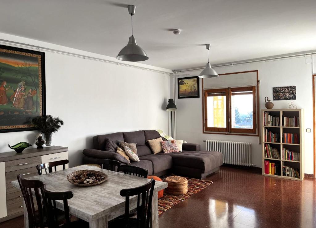 Taradell - Central apartment - 60 km from Barcelona