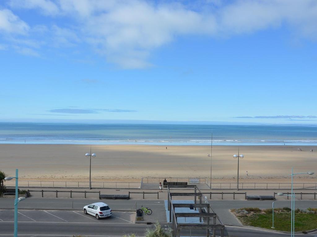 Studio confortable face mer avec parking privé - FR-1-323-450 - 2