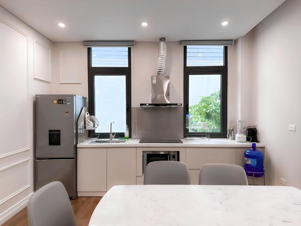 The LuxHomes Apartment Vinhome Imperia, HP
