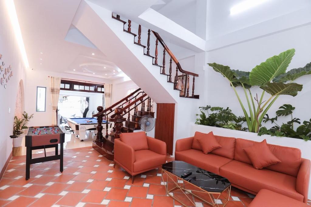 Sea Villa 14 NH – Đi Bộ 200 Met Ra Biển – Full Giải Trí Bida + Karaoke