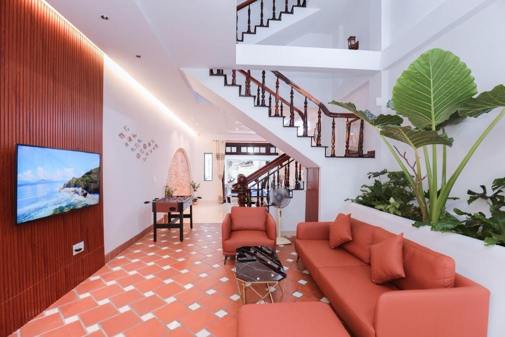 Sea Villa 14 NH – Đi Bộ 200 Met Ra Biển – Full Giải Trí Bida + Karaoke