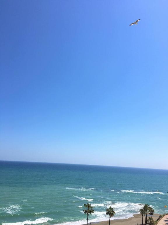 Frontal Sea View Apartment Benalbeach - 2