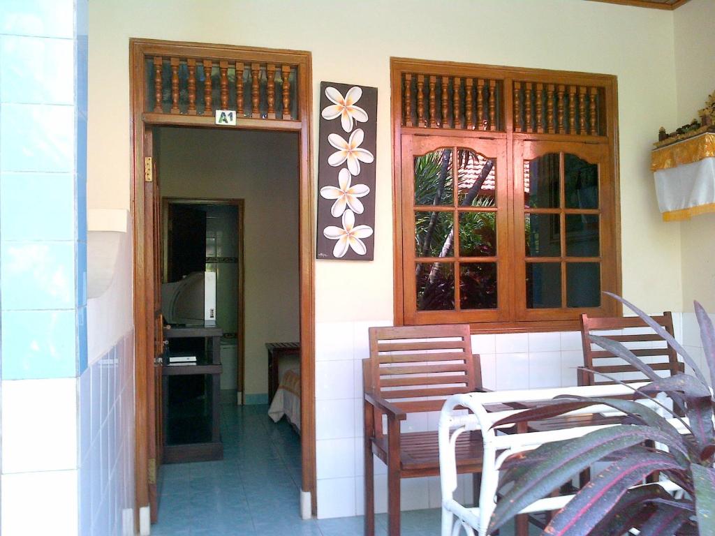 Adus Beach Inn photo