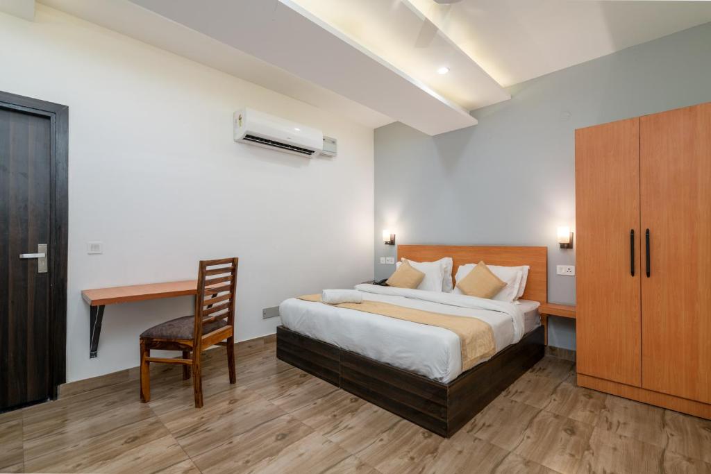 Holkar D House Mandir Road, Gurgaon