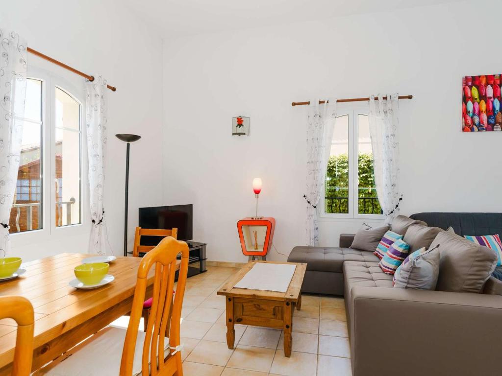 Villa 4 pièces avec piscine privée, jardin, garage, 7 couchages, Narbonne-Plage, proche commerces - FR-1-409-21 - 4