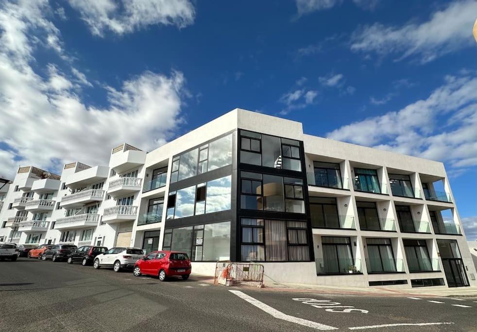 El Palmito en Corralejo Centro, Terraza privada, Cocina completa y Wifi - 4