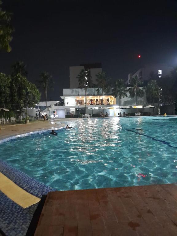 NATURE INN Aeropolis AR3