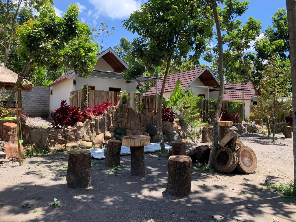 OYO 93627 Avocado Homestay