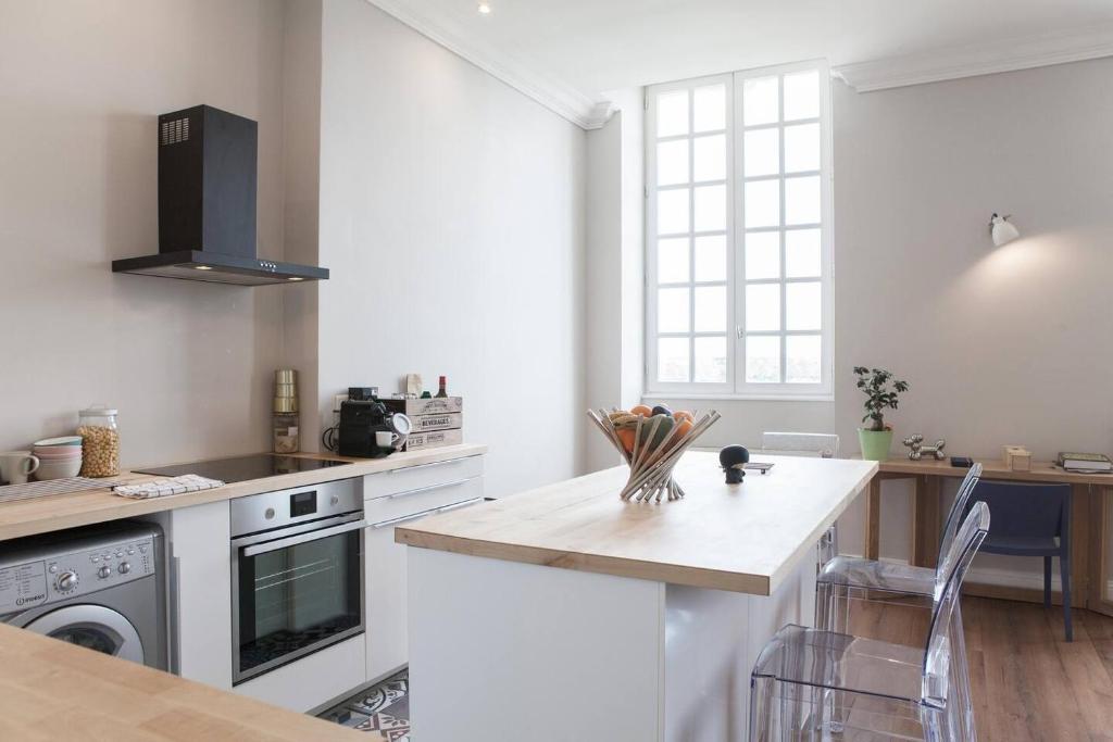 60m² - Plein Centre - Vue Quais & Miroir d'eau - 3