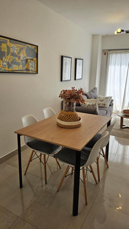 Moderno departamento con garage en centro de Salta - 3