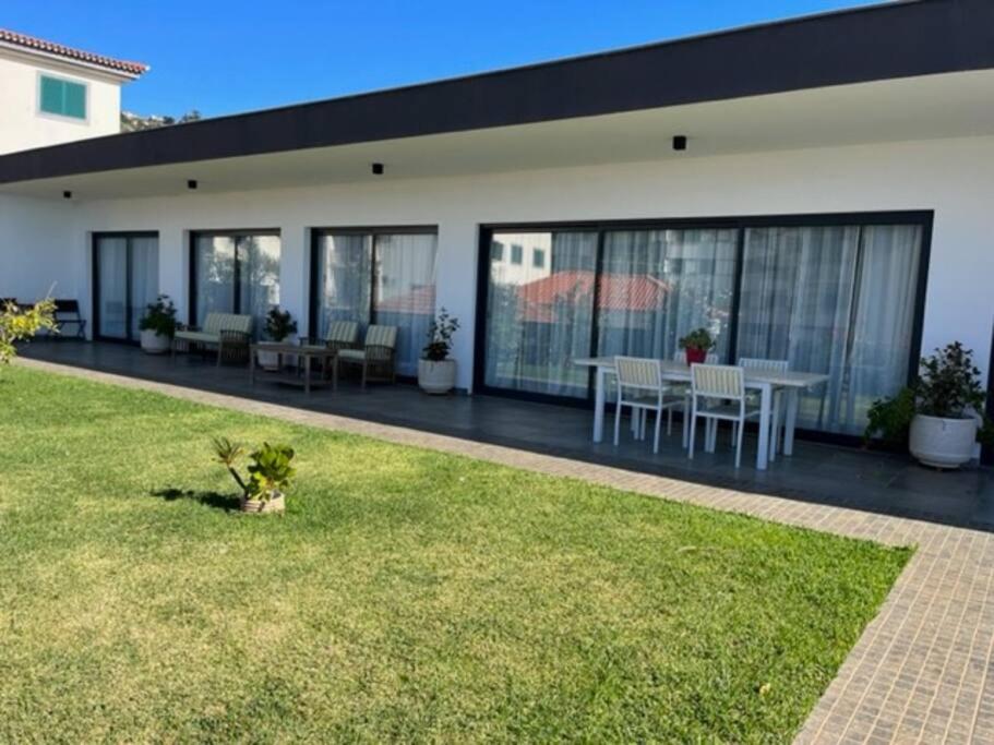 Moradia com piscina no Caniço, Caniço