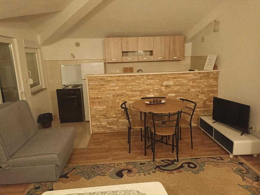 Apartments Aldi - 5