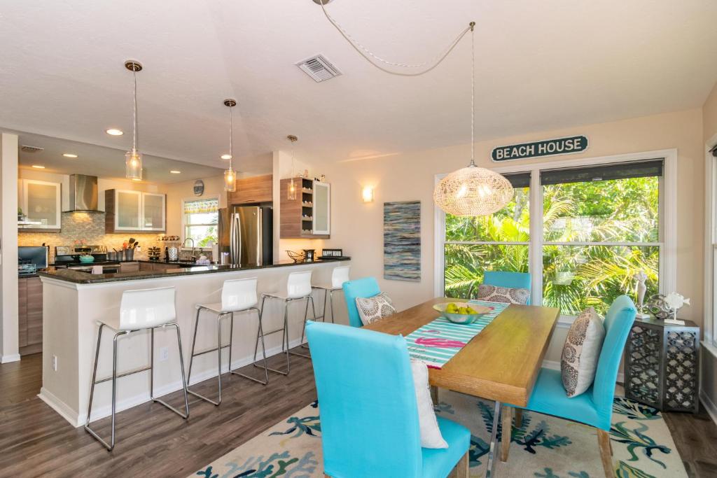 Sunseeker Haven, Bradenton Beach