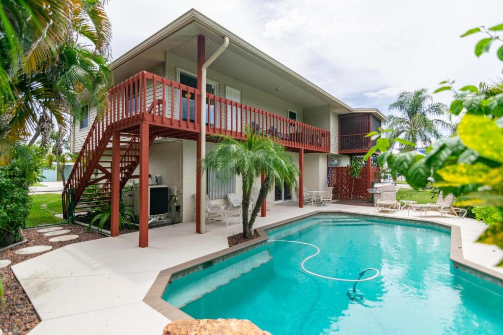 A Wright Place, Holmes Beach