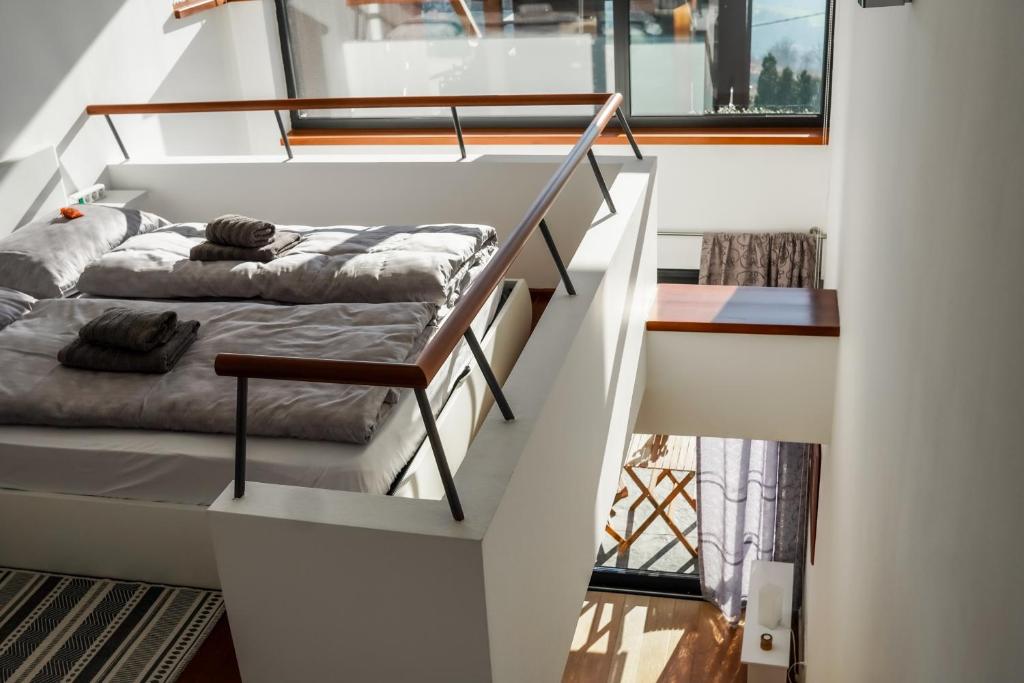 Hedona Vineyard Apartments - 3