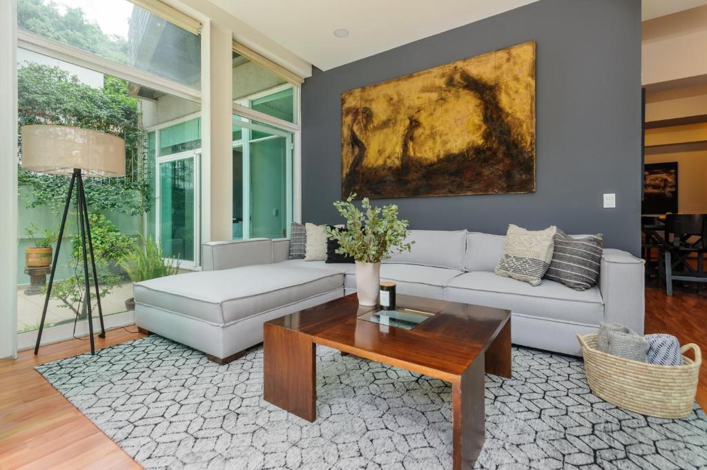 New! Stunning garden house 2 bdr Apt - 1