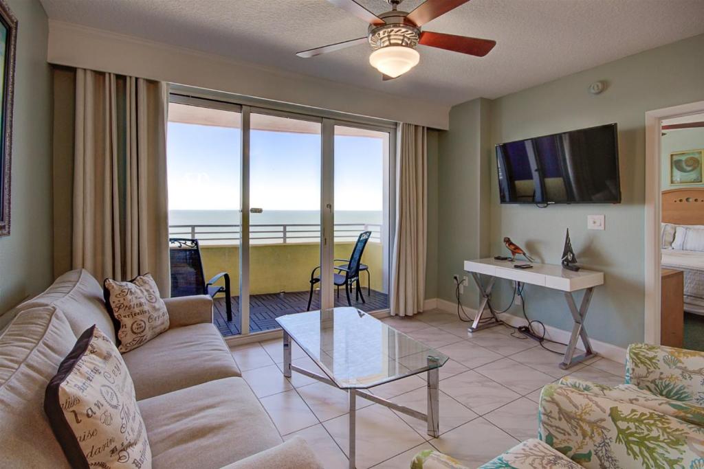 Unit 2322 Ocean Walk - 3 Bedroom Ocean Front, Daytona Beach