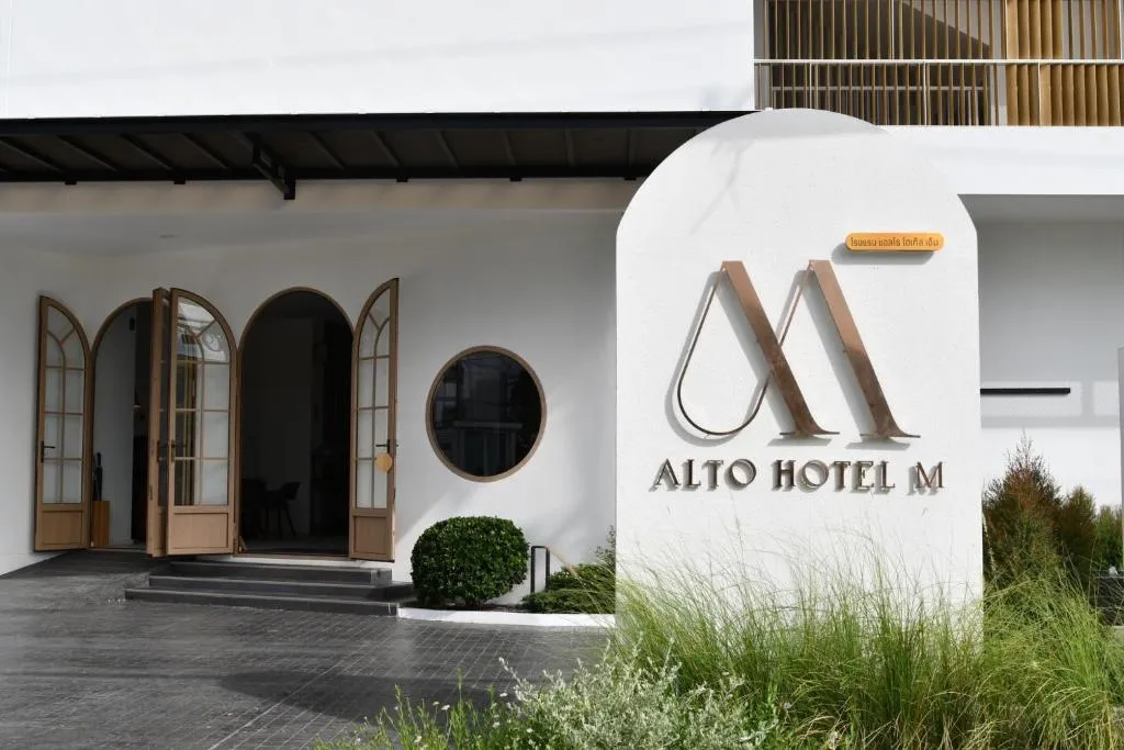 Alto Hotel M，位于美索的酒店