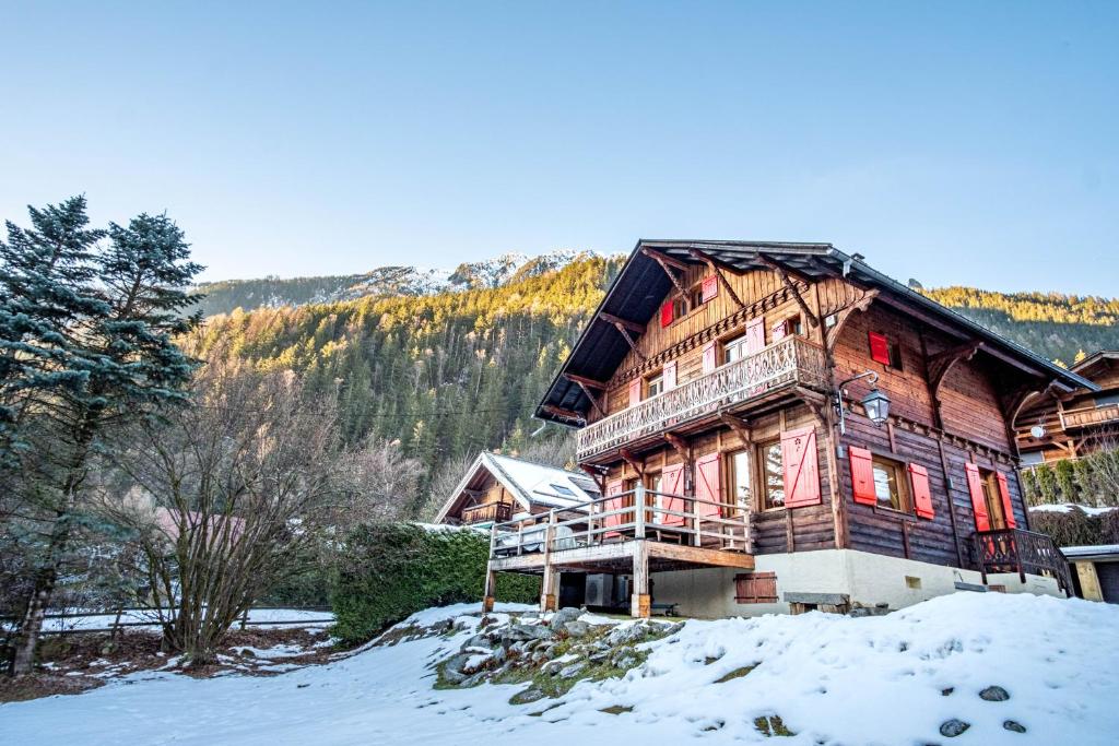 Primerose - Historic Chalet - Garden - Central - 5 bedrooms - Mont-Blanc Views, Chamonix-Mont-Blanc
