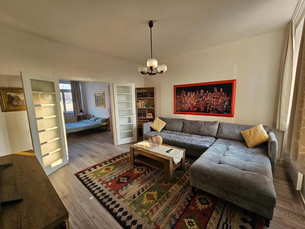 Loga Apartment - 5