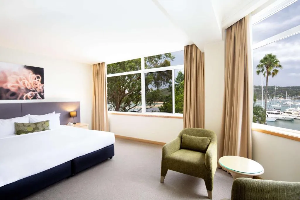 Mirage Hotel Newport, hotel in Newport