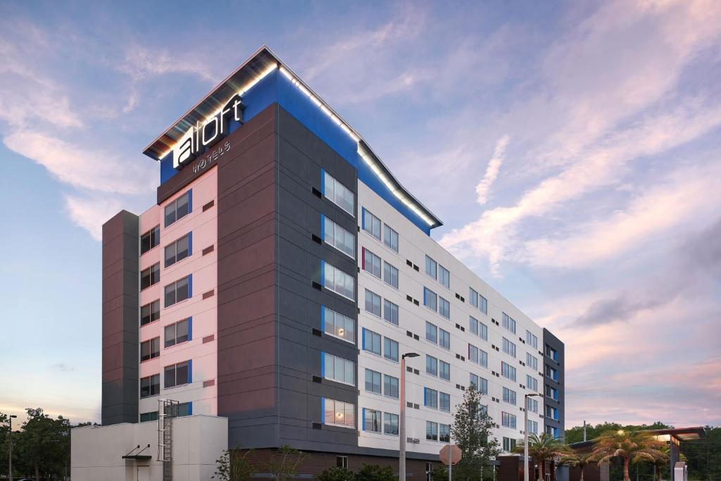 アロフト オーランド インターナショナル ドライブ (Aloft Orlando International Drive) 外観