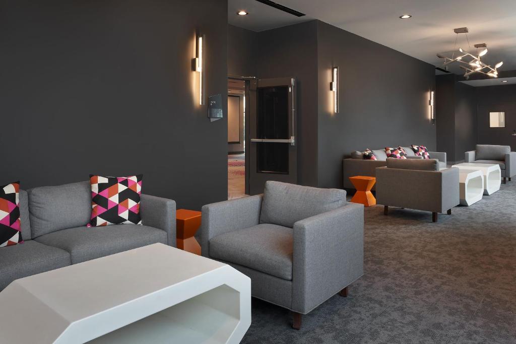 アロフト オーランド インターナショナル ドライブ (Aloft Orlando International Drive) ラウンジ