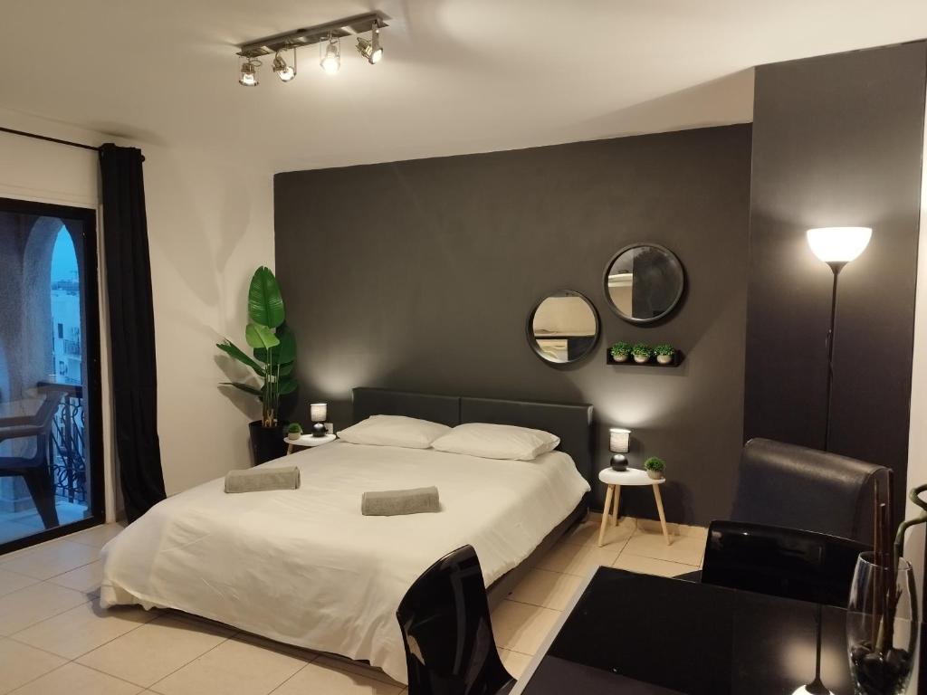 303 St Lazaros View Studio, Larnaka