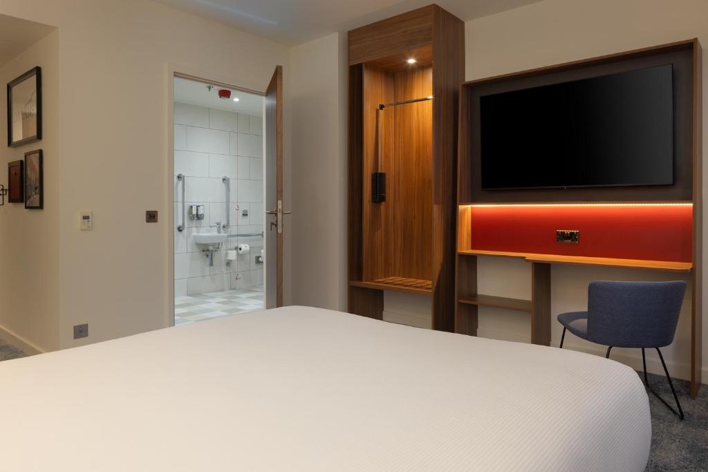 Hampton by Hilton London Waterloo, London | 2024 Updated Prices, Deals