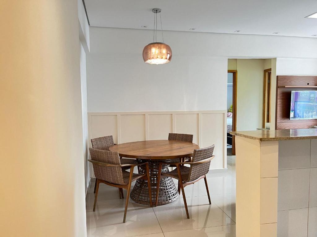 2 Min da Praia! / 2 Quartos / Vaga de Garagem, Santos