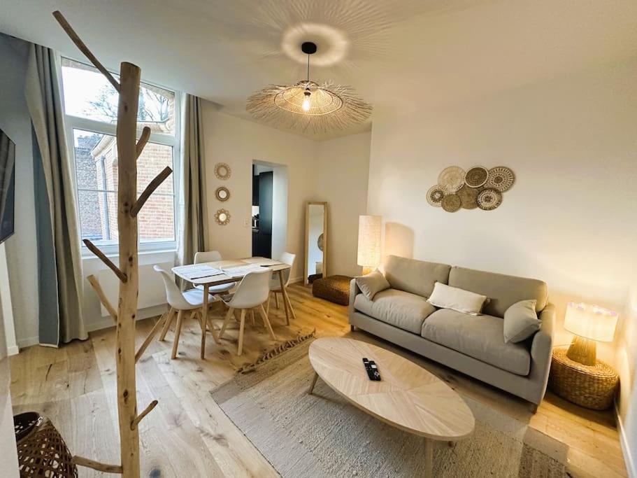 L'Escapade des Privilégiés, Amiens