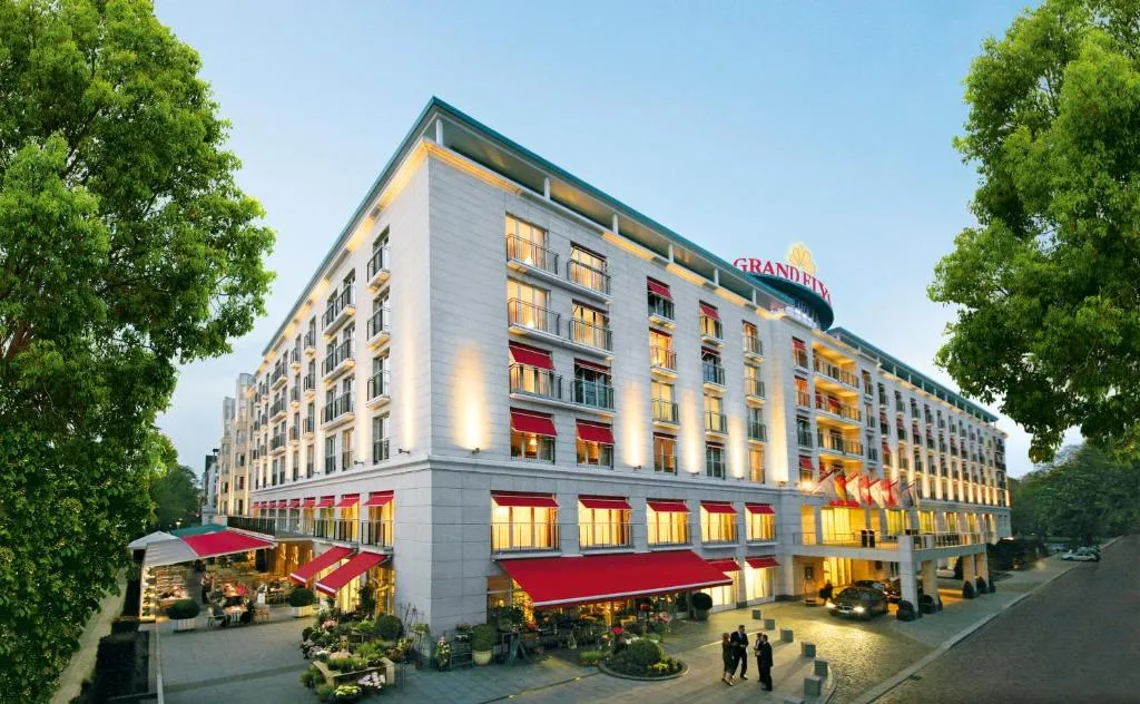 GRAND ELYSEE Hamburg, Hotel in Hamburg