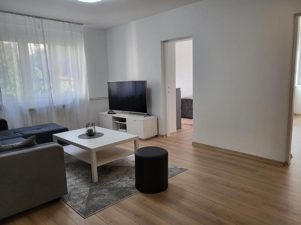 Lux 2 bedroom apartment city center - 5
