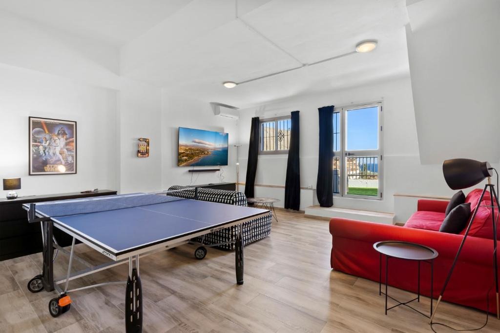 Stunning apt with seaview by Costarentals- Ref 162 - 2
