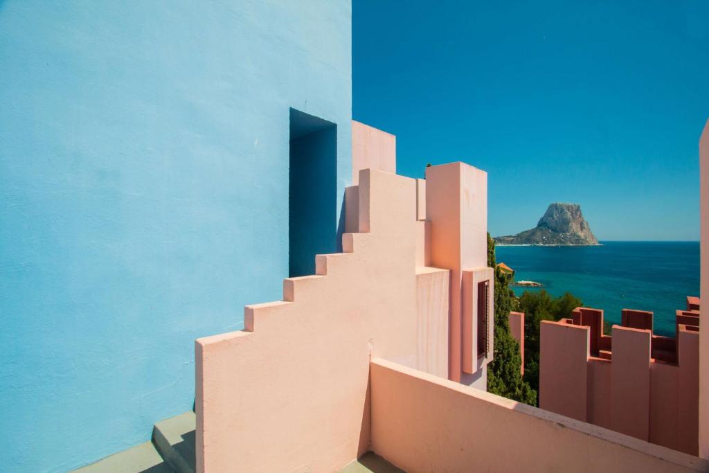 Apartamento Muralla Roja - PlusHolidays - 4