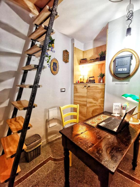 フロント・ロビー