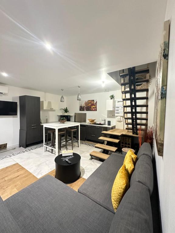 L’Éden, Saint-Avertin