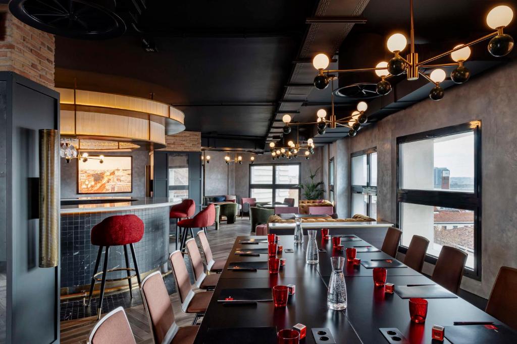 Tárgyalóterem/bálterem