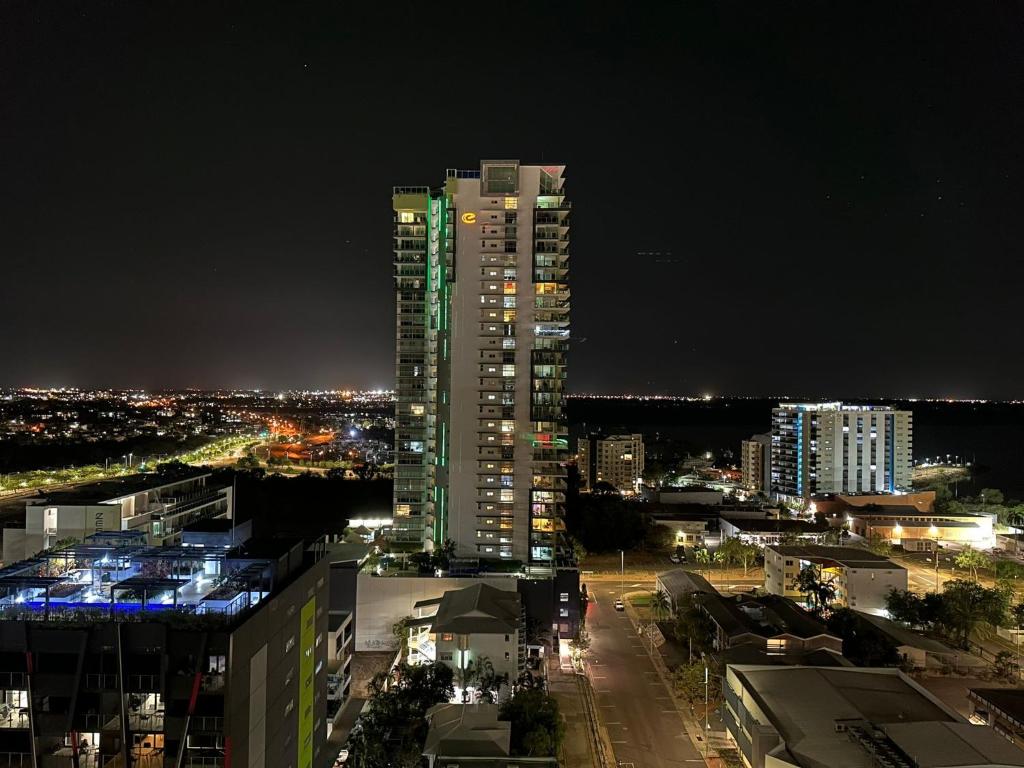 Pandanas Apt 5 15th fl Darwin CBD Harbor views, Darwin