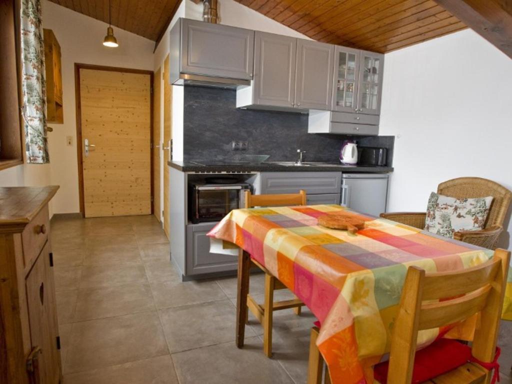 Appartement 2 pièces avec Wi-Fi et parking à Saint-Chaffrey - FR-1-762-22 - 1