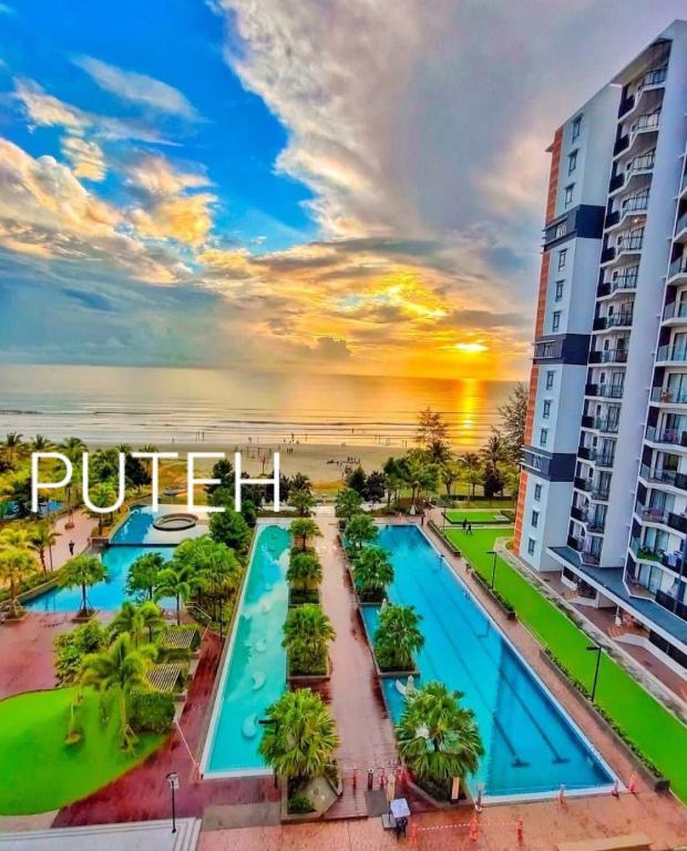 PUTEH Timurbay Beachfront Private SEA view Suite Kuantan, Kuantan