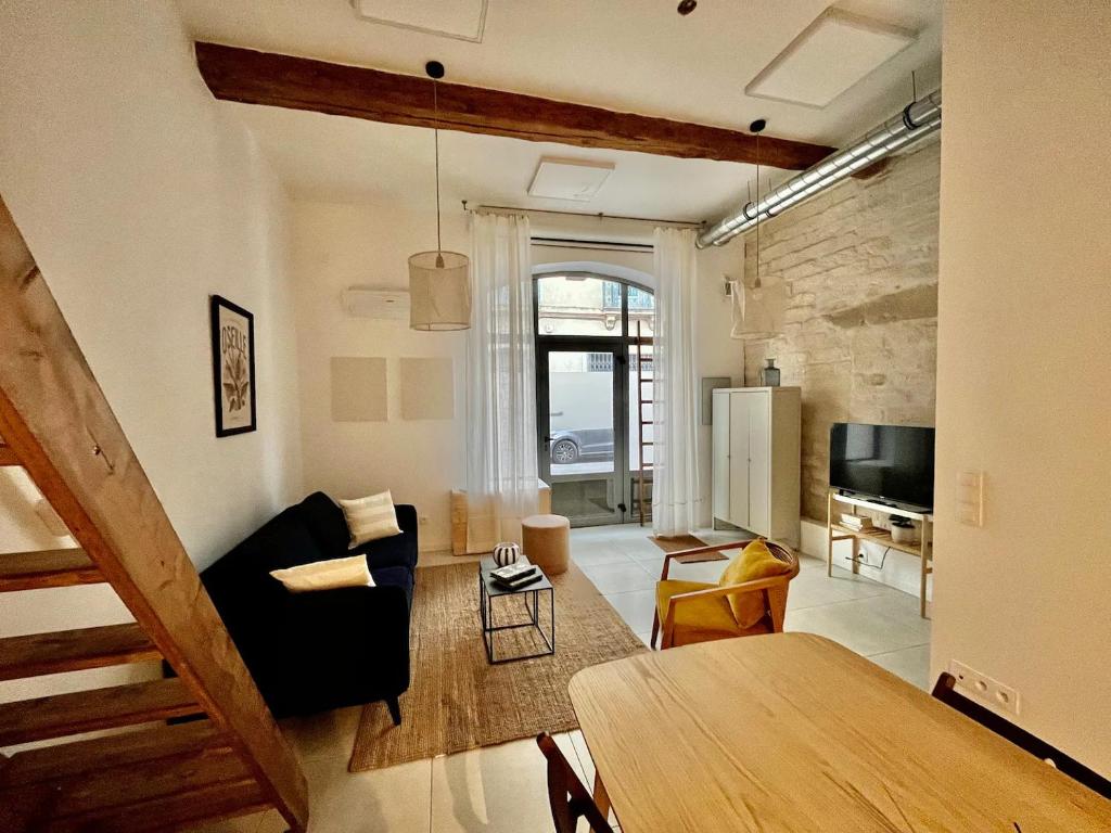 Le Chaptal • Beau T2 • CLIM • Centre Gare St Roch - 1