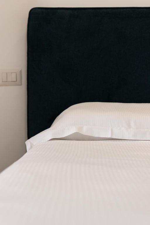 Aurelia Deluxe Suites - 2